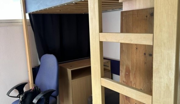 Logement tudiant Studio à Suresnes (92150)