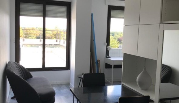 Logement �tudiant Studio &agrave; Suresnes (92150)