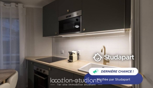 Logement étudiant Studio &agrave; Suresnes (92150)