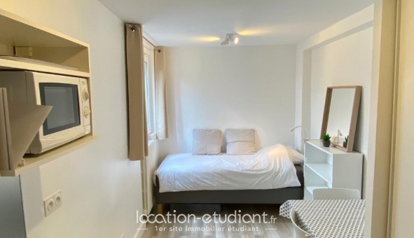 Logement étudiant Studio &agrave; Suresnes (92150)