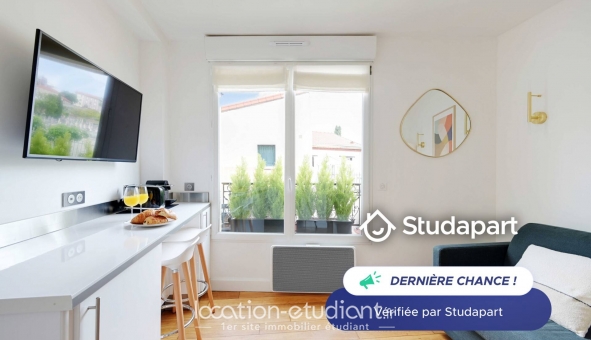 Logement étudiant Studio &agrave; Suresnes (92150)