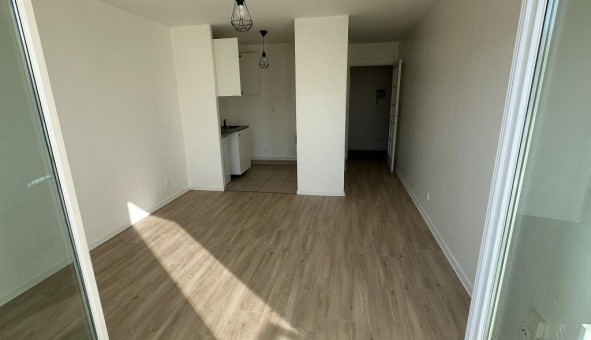 Logement �tudiant Studio &agrave; Suresnes (92150)