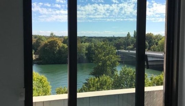 Logement �tudiant Studio &agrave; Suresnes (92150)