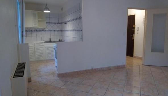 Logement tudiant Location Studio Vide Talant (21240)