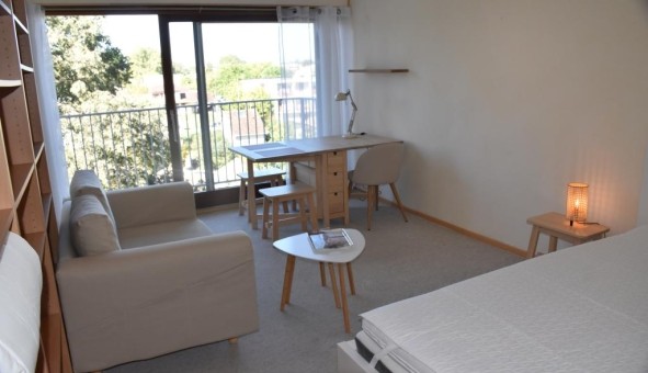 Logement tudiant Location Studio Vide Talence (33400)