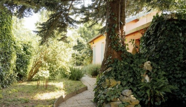 Logement tudiant Studio à Tarbes (65000)