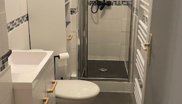 Logement tudiant Studio à Toulon (83200)