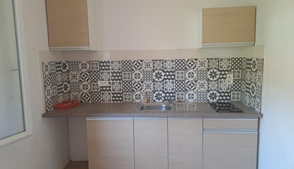 Logement tudiant Studio à Toulon (83200)
