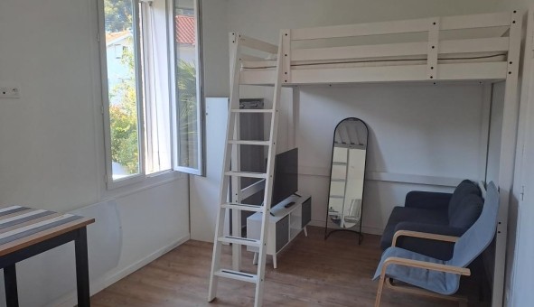Logement tudiant Studio à Toulon (83200)