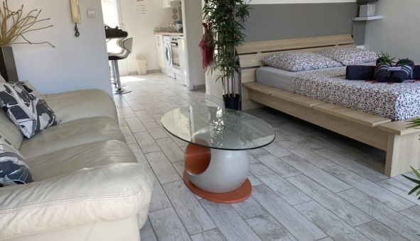 Logement tudiant Studio à Toulon (83200)