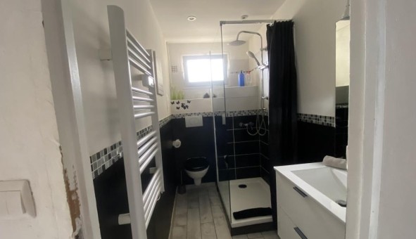 Logement tudiant Studio à Toulon (83200)