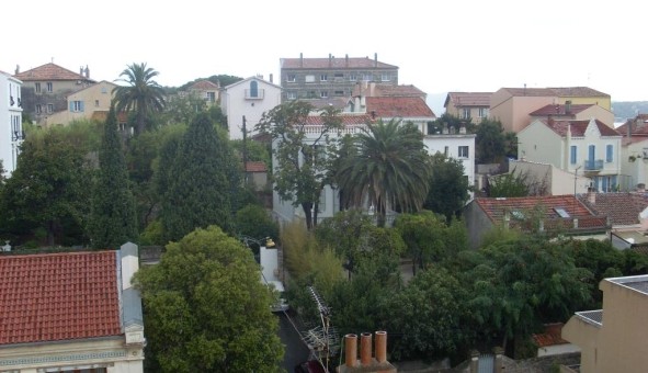 Logement tudiant Studio à Toulon (83200)