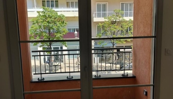 Logement tudiant Studio à Toulon (83200)