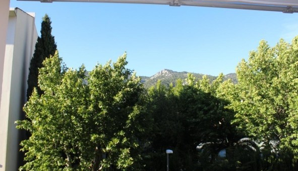 Logement tudiant Location Studio Vide Toulon (83200)