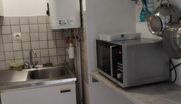 Logement tudiant Studio à Toulon (83200)