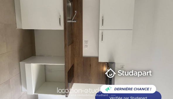 Logement tudiant Location Studio Vide Toulon (83200)