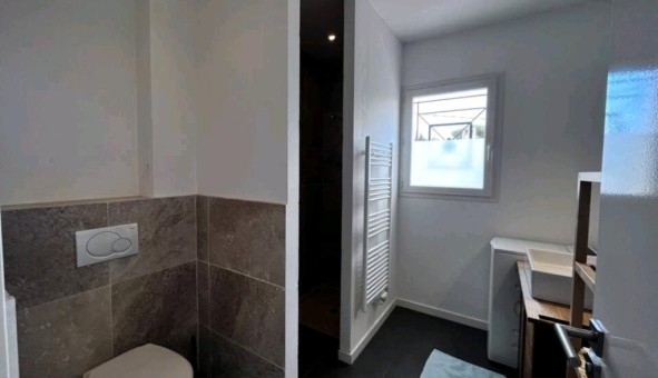 Logement tudiant Studio à Toulon (83200)