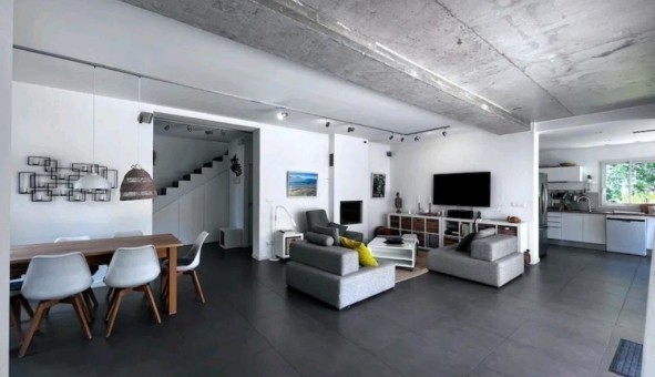 Logement tudiant Studio à Toulon (83200)
