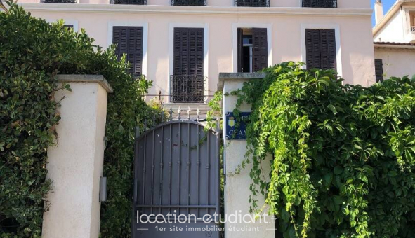 Logement tudiant Location Studio Vide Toulon (83200)