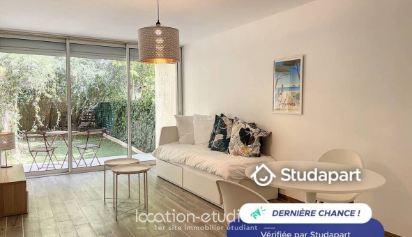 Logement tudiant Location Studio Meublé Toulon (83200)