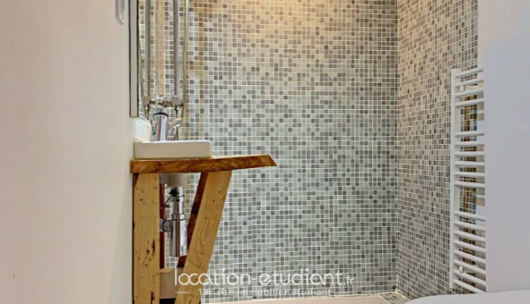 Logement tudiant Studio à Toulon (83200)