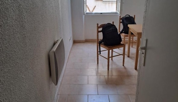 Logement tudiant Studio à Toulon (83200)