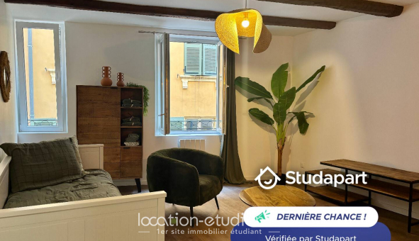 Logement tudiant Location Studio Meublé Toulon (83200)