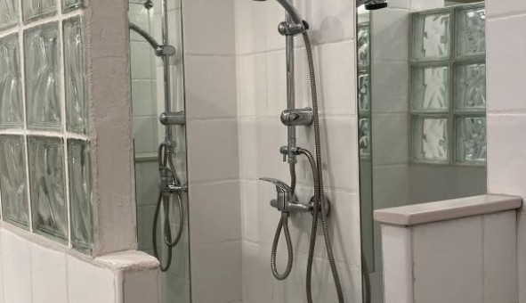 Logement tudiant Studio à Toulon (83200)