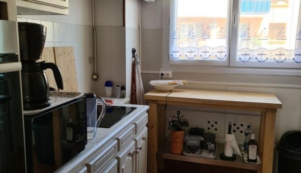 Logement tudiant Studio à Toulon (83200)