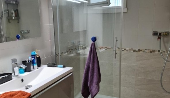 Logement tudiant Studio à Toulon (83200)