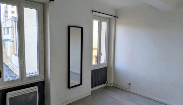 Logement tudiant Studio à Toulon (83200)