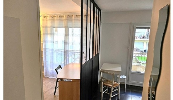 Logement �tudiant Studio &agrave; Toulon (83200)