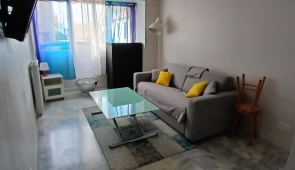 Logement �tudiant Location Studio Vide Toulon (83200)