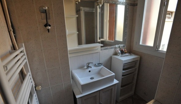 Logement �tudiant Studio &agrave; Toulon (83200)