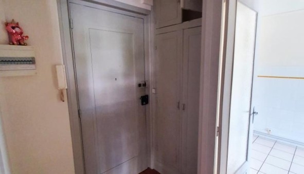 Logement tudiant Studio à Tours (37000)