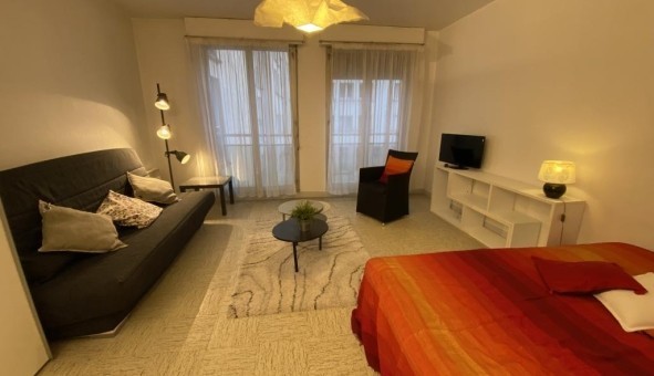 Logement tudiant Studio à Tours (37000)