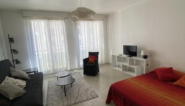 Logement tudiant Studio à Tours (37000)