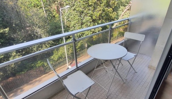 Logement tudiant Studio à Tours (37000)
