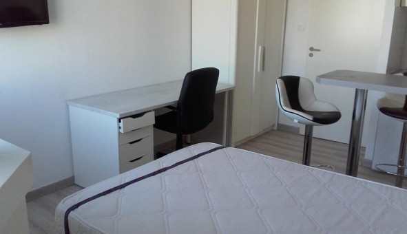 Logement tudiant Studio à Tours (37000)