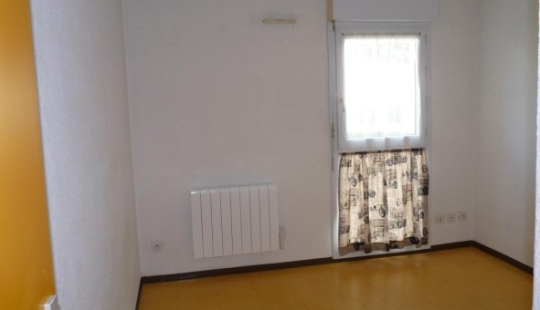 Logement tudiant Location Studio Vide Tours (37000)