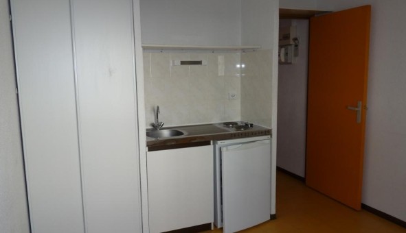 Logement tudiant Studio à Tours (37000)
