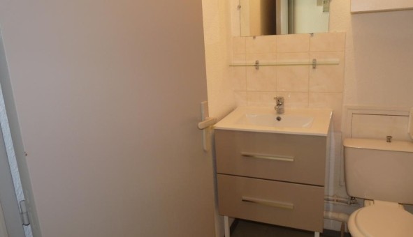 Logement tudiant Studio à Tours (37000)