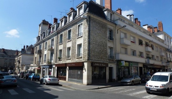 Logement tudiant Location Studio Vide Tours (37000)