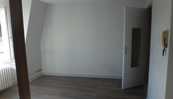Logement tudiant Studio à Tours (37000)
