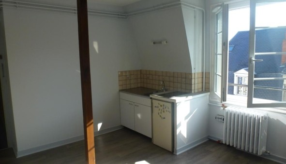 Logement tudiant Studio à Tours (37000)