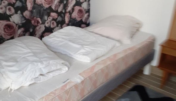 Logement tudiant Location Studio Vide Tours (37000)