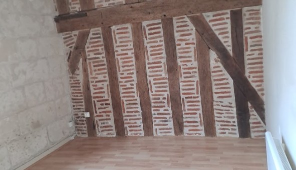 Logement tudiant Location Studio Vide Tours (37000)