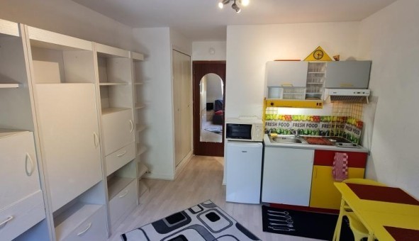 Logement tudiant Studio à Tours (37000)