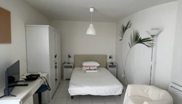 Logement tudiant Location Studio Vide Tours (37000)