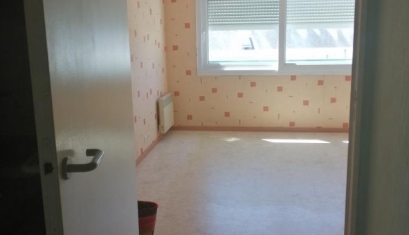 Logement tudiant Studio à Tours (37000)
